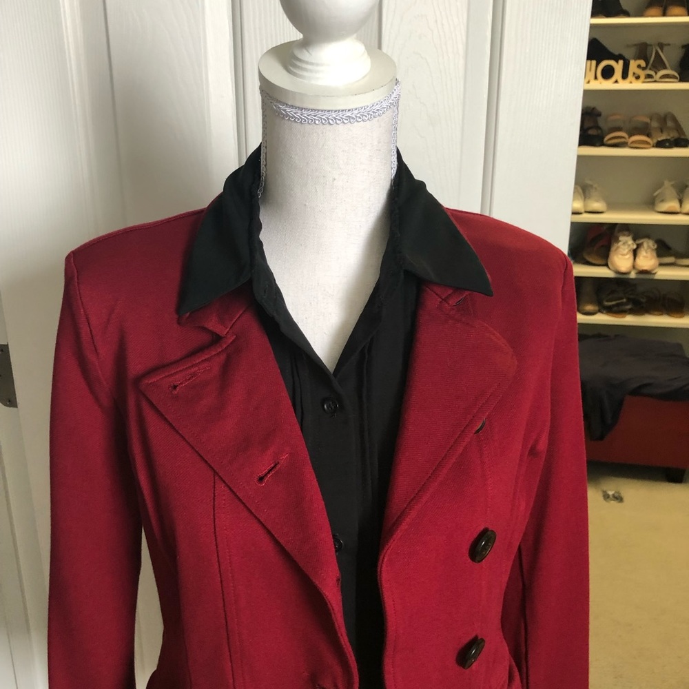 Red blazer - Picture 2 of 2